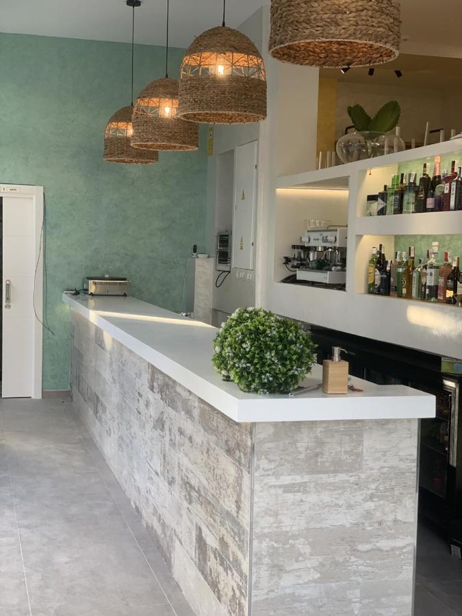 Hotel Apartamentos Seven Rooms Punta Umbria Luaran gambar